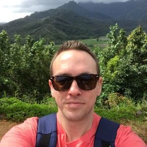 Meet your Posher, Levi